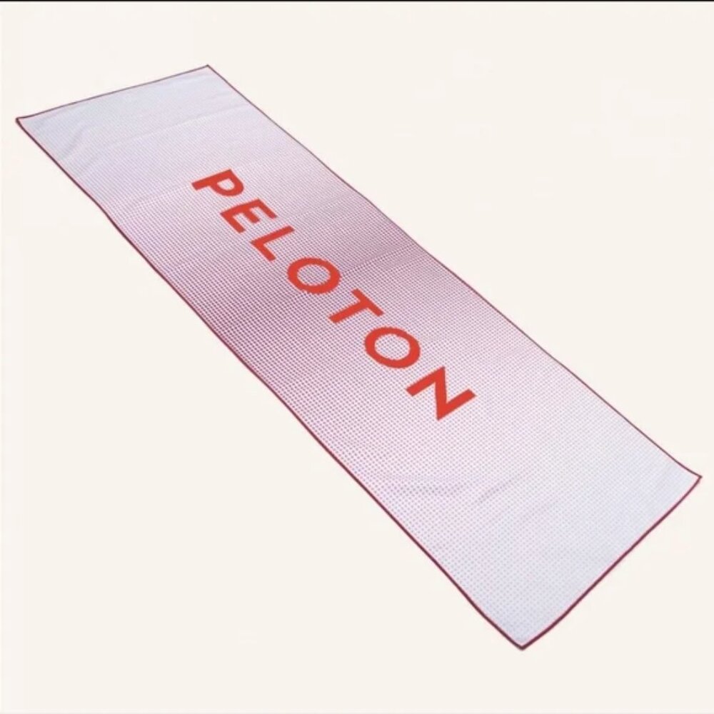 Peloton Kassatex Ombre Dot Yoga Towel